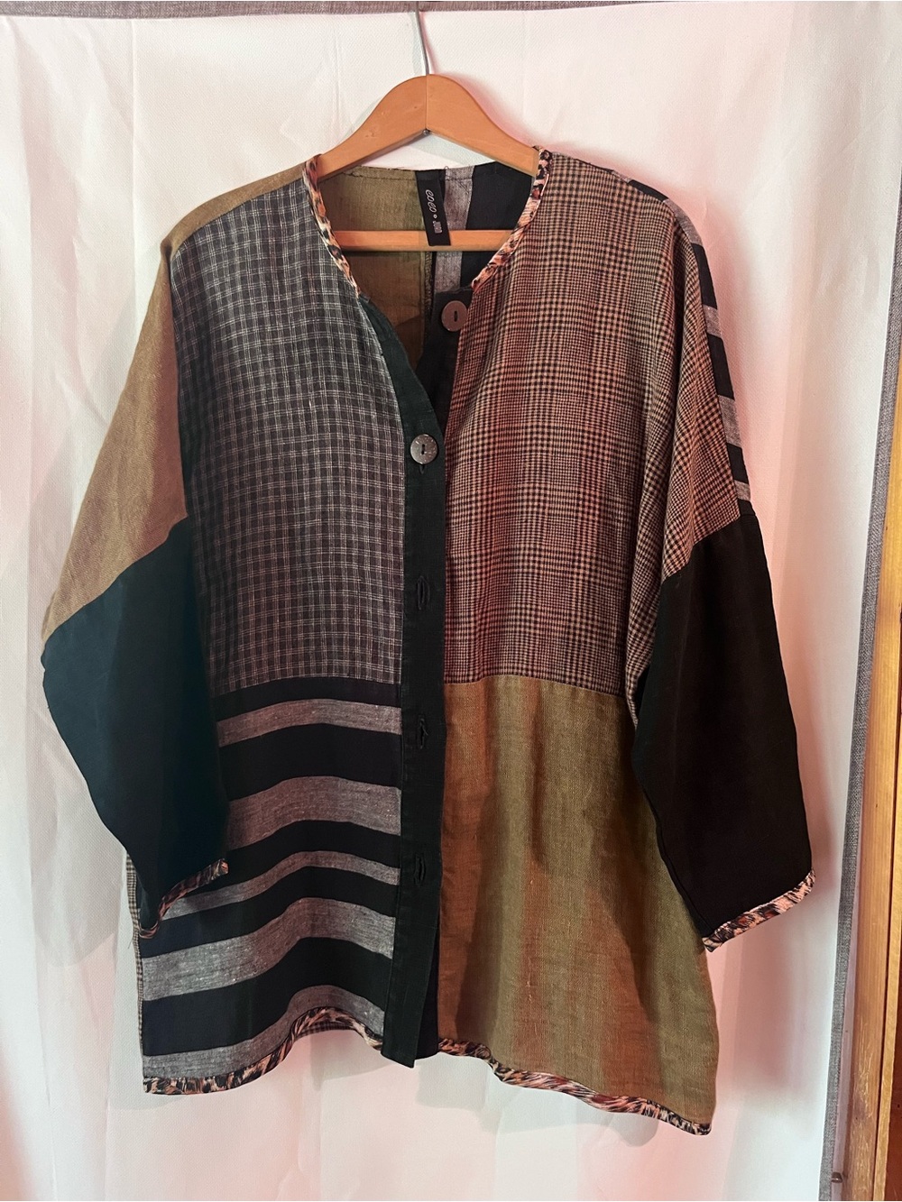 Coco & Juan Med Color block linen/polyester wearable art tunic